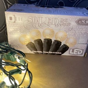 140 Ft 50 LED Ball String Lights